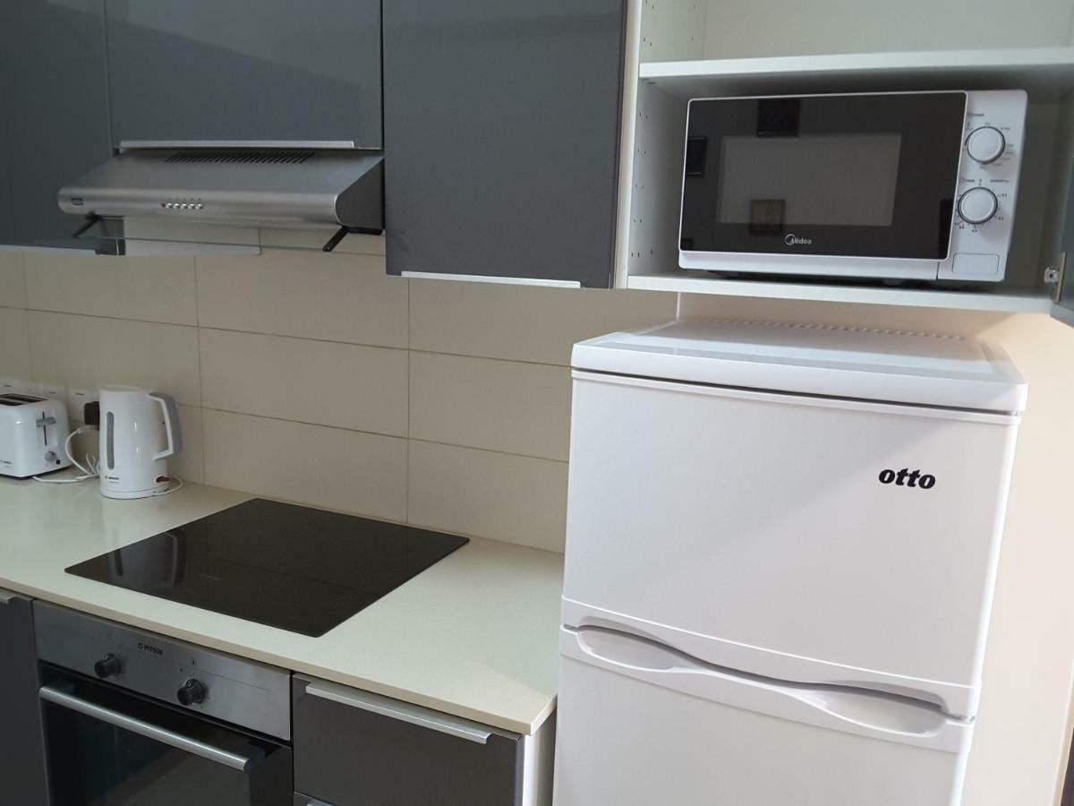 Lighthouse By The Sea Lovely 2Bdr Apartment 파포스 외부 사진