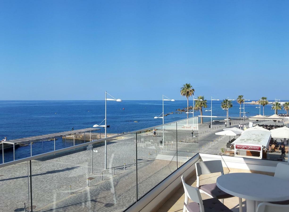 Lighthouse By The Sea Lovely 2Bdr Apartment 파포스 외부 사진